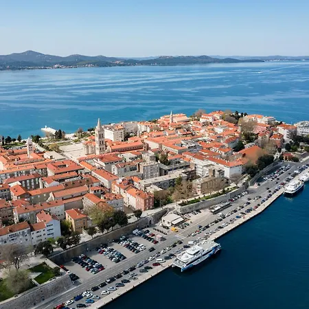 365 Sunsets By Belmont Realty Appartement