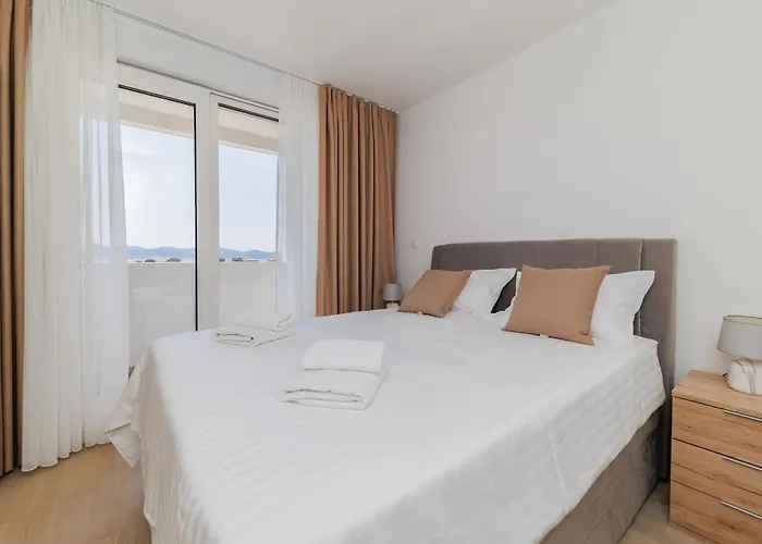 365 Sunsets By Belmont Realty